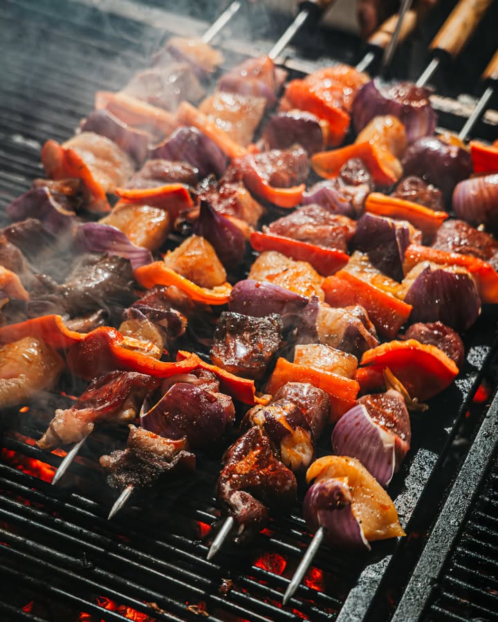 Cari amici Carnivori, vi aspettiamo 🔥
👉 Per info e prenotazioni